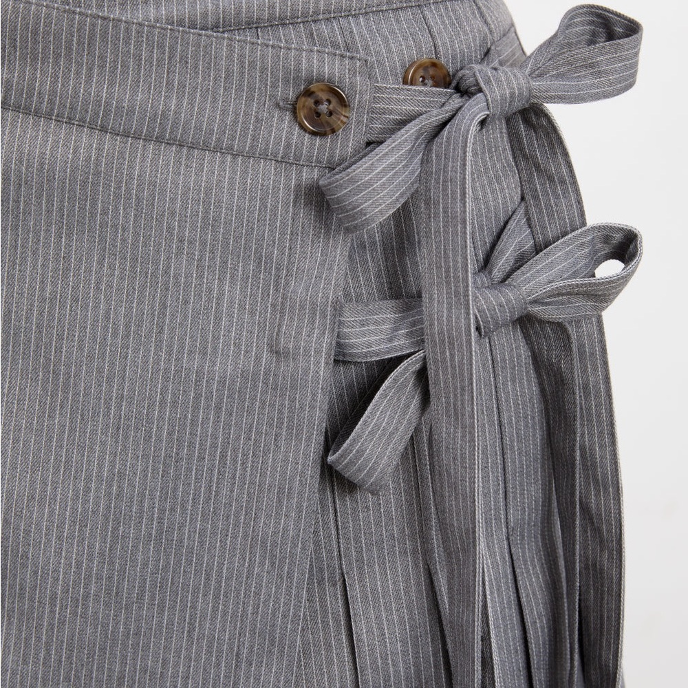 Damson Madder NWT Kat Kilt Gray Pinstripe Wrap Skirt with Bow Details